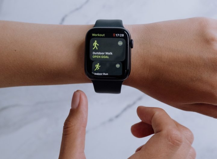 how to clean your smartwatch or smartband
